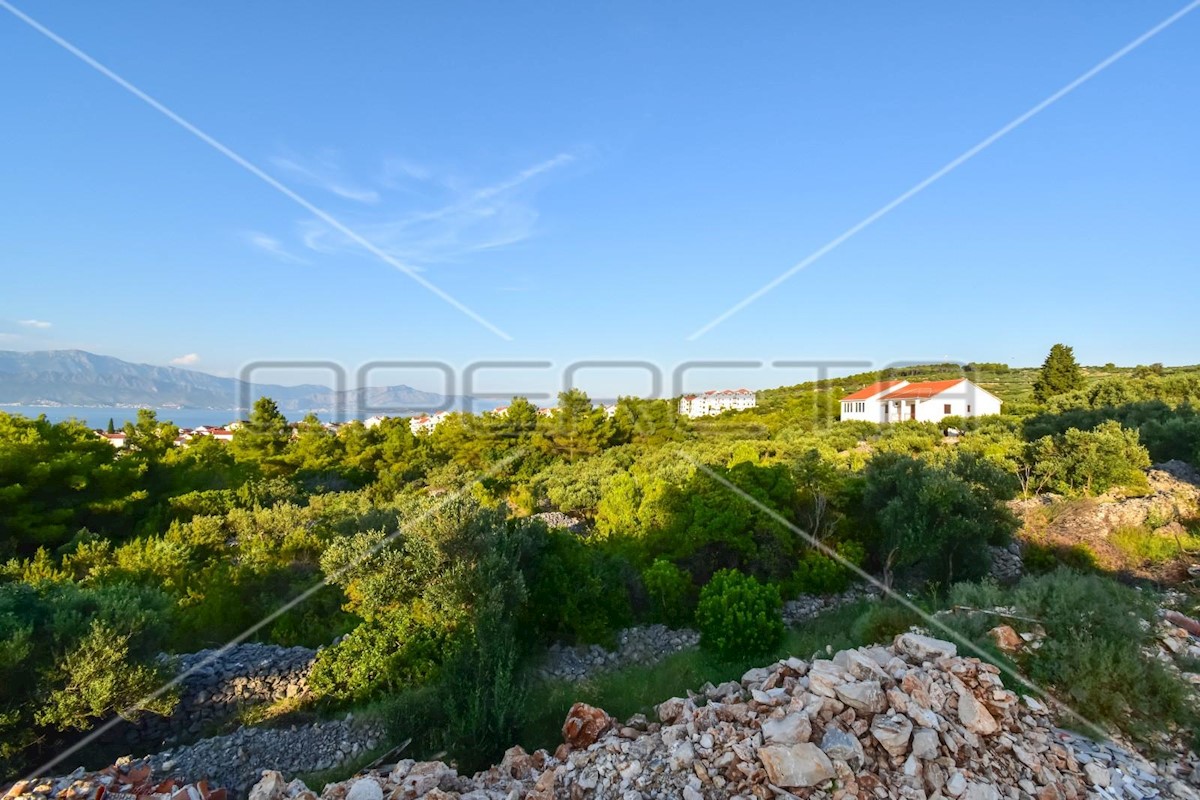 Land For sale - SPLITSKO-DALMATINSKA BRAČ