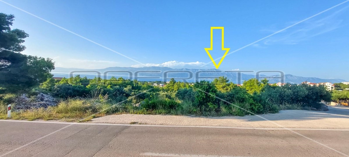 Land For sale - SPLITSKO-DALMATINSKA BRAČ