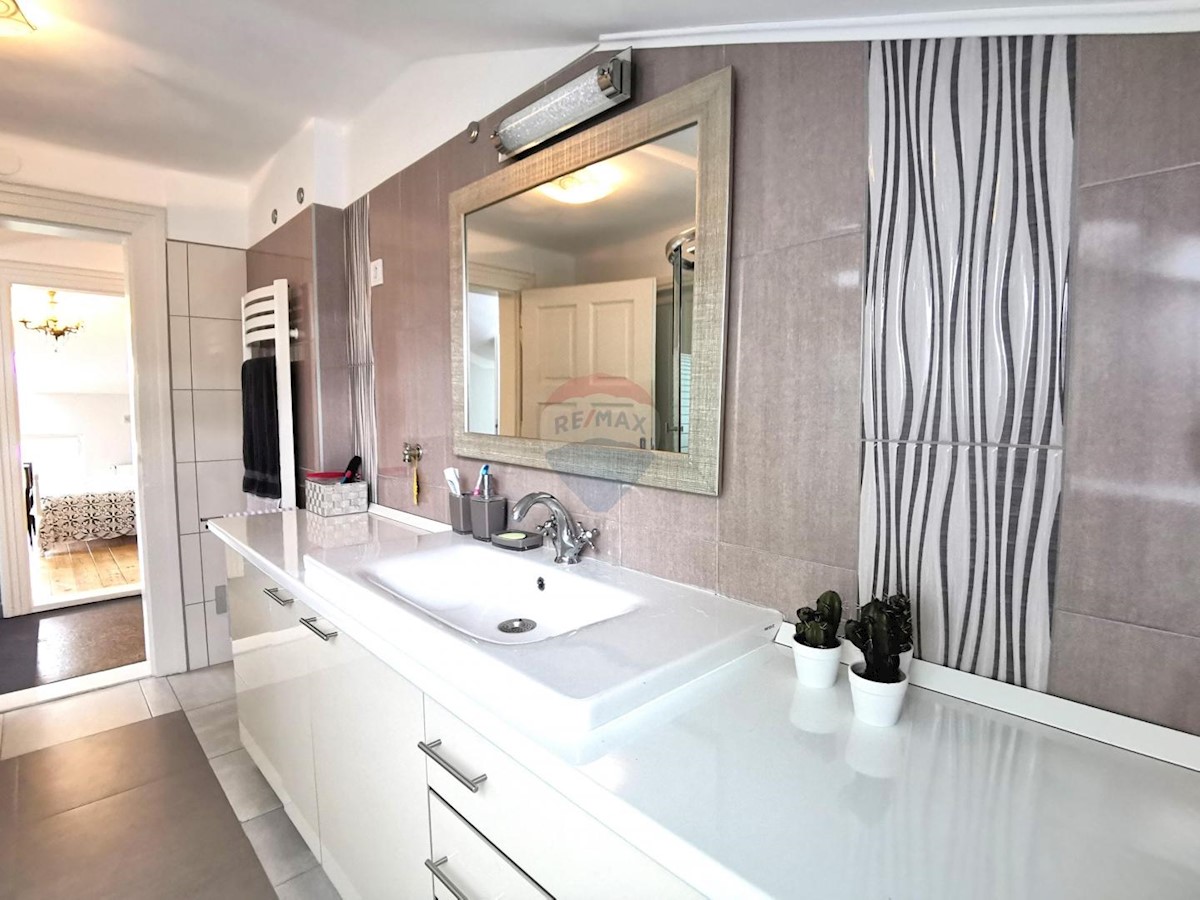 Flat For sale - PRIMORSKO-GORANSKA LOVRAN