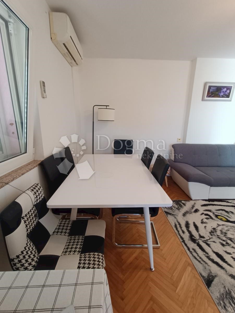 Casa In vendita - SPLITSKO-DALMATINSKA SEGET