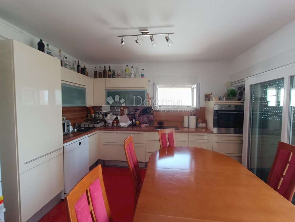 Casa In vendita - SPLITSKO-DALMATINSKA SEGET