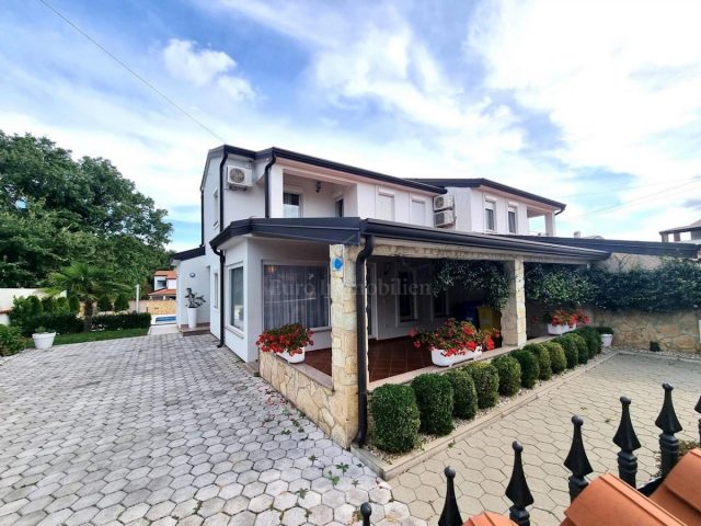 Kuća na prodaju 111 m² – Poreč