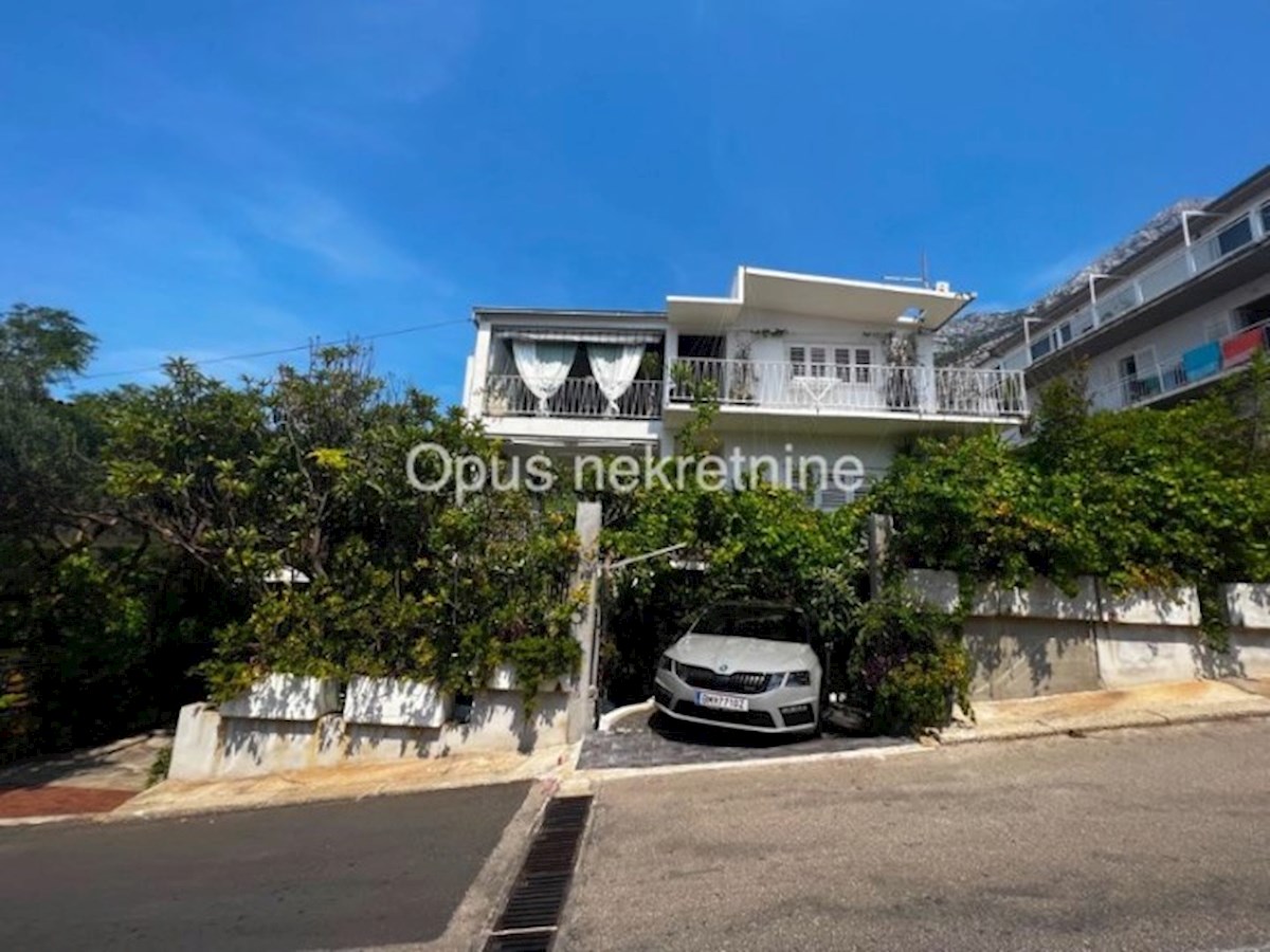 House For sale - SPLITSKO-DALMATINSKA MAKARSKA