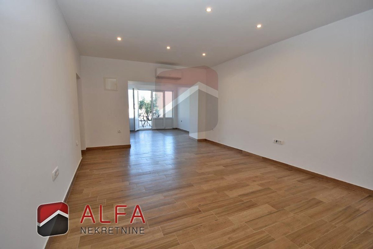 House For sale - ŠIBENSKO-KNINSKA TRIBUNJ