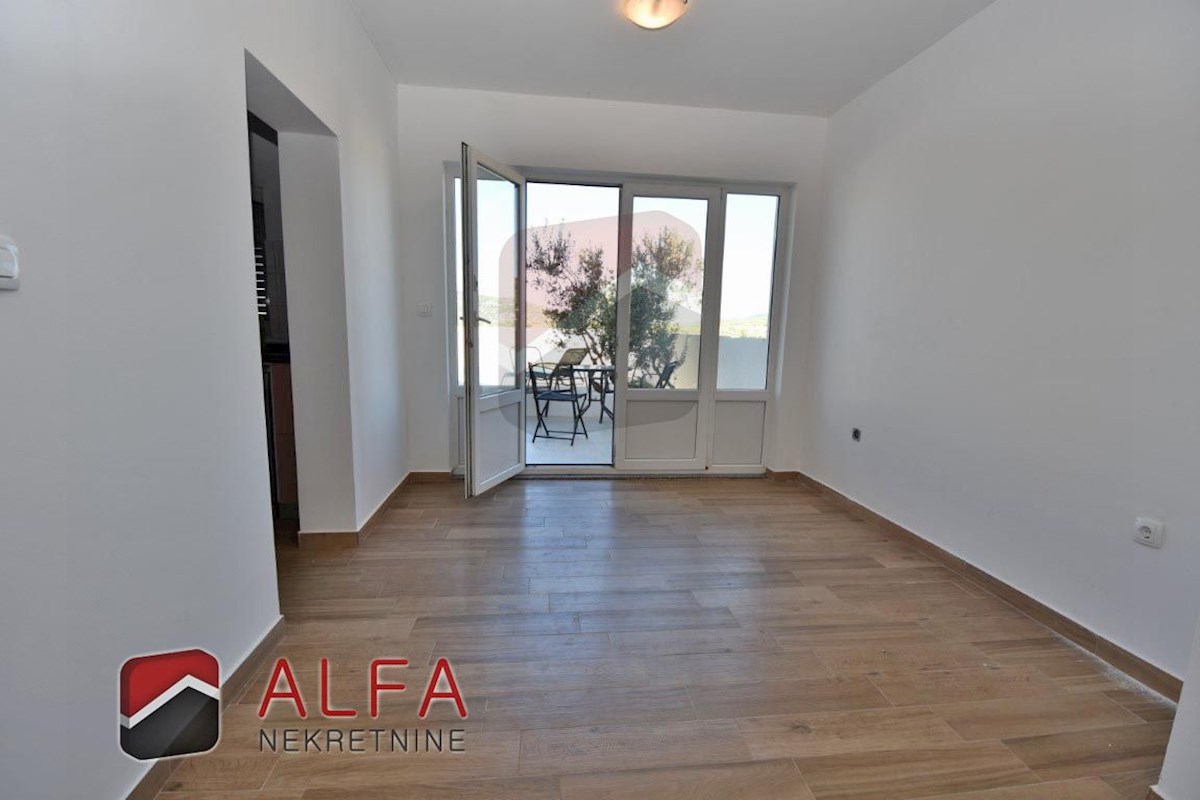 House For sale - ŠIBENSKO-KNINSKA TRIBUNJ