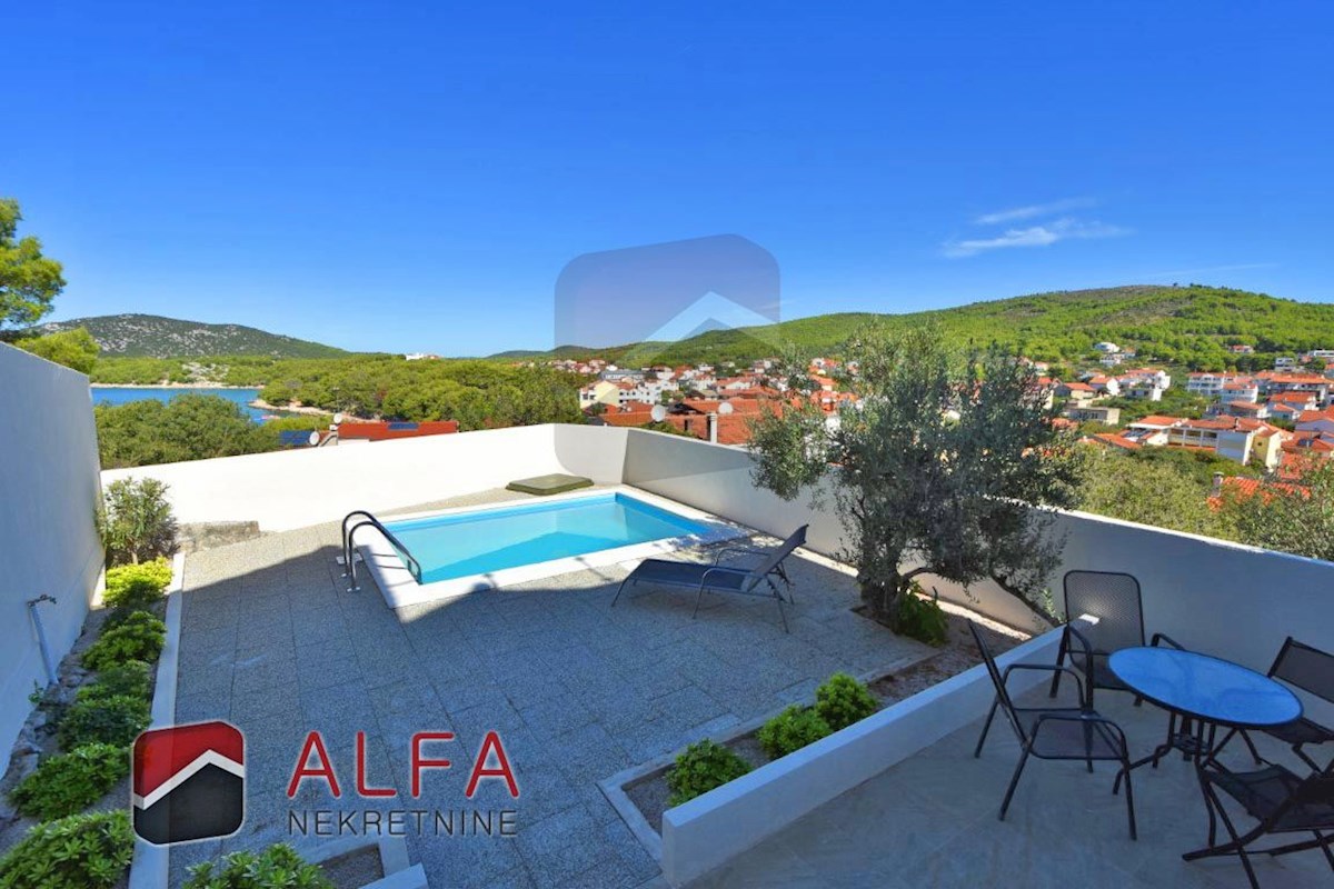 House For sale - ŠIBENSKO-KNINSKA TRIBUNJ