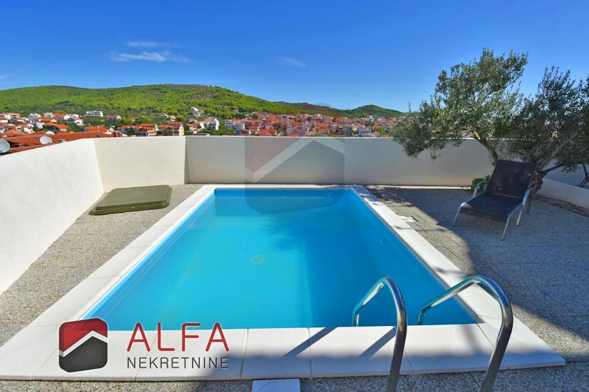 House For sale - ŠIBENSKO-KNINSKA TRIBUNJ
