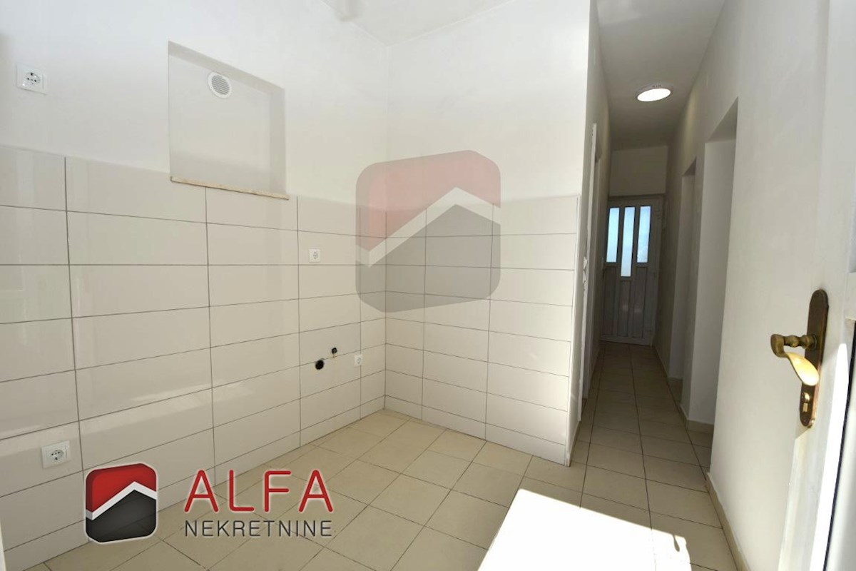 House For sale - ŠIBENSKO-KNINSKA TRIBUNJ