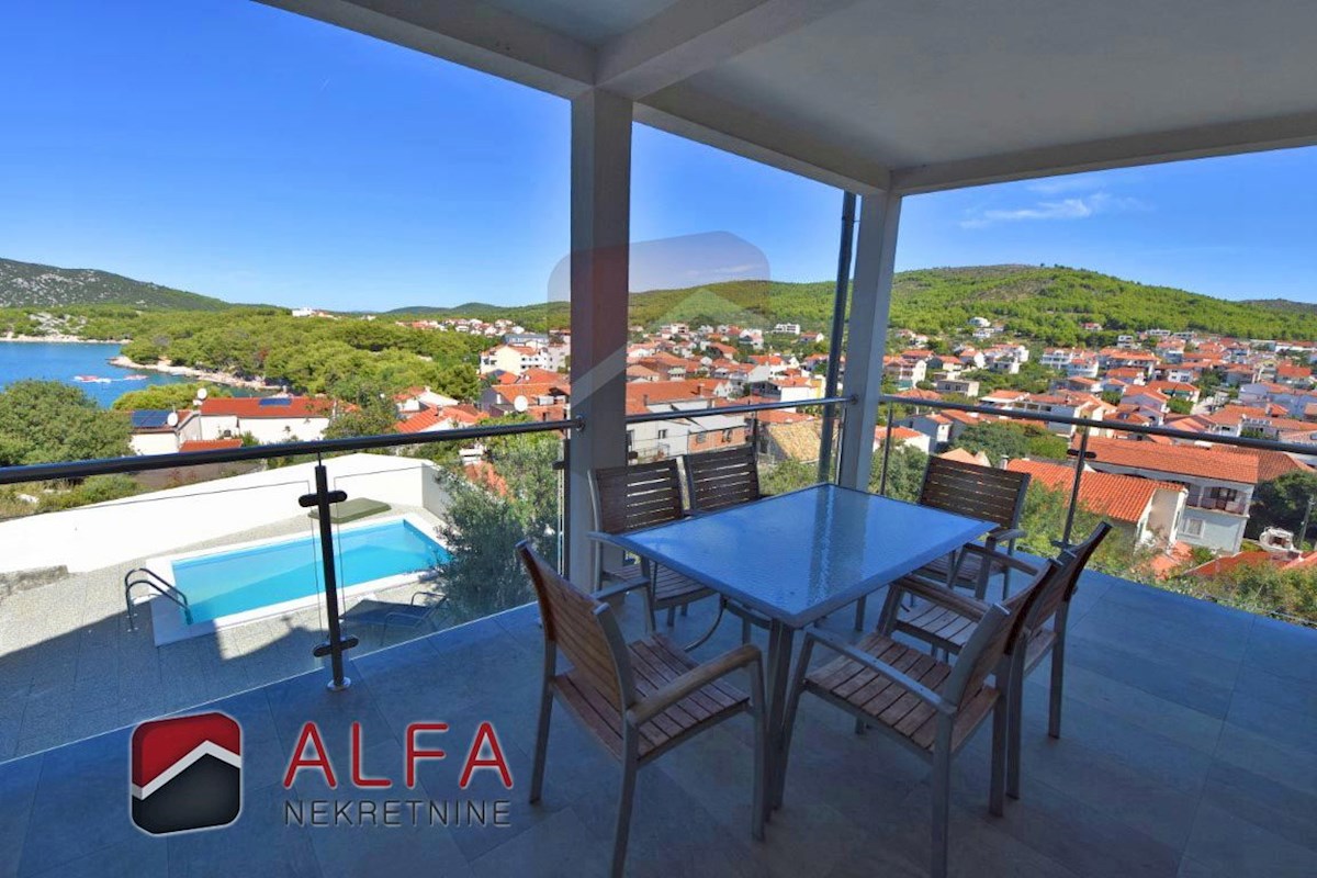 House For sale - ŠIBENSKO-KNINSKA TRIBUNJ