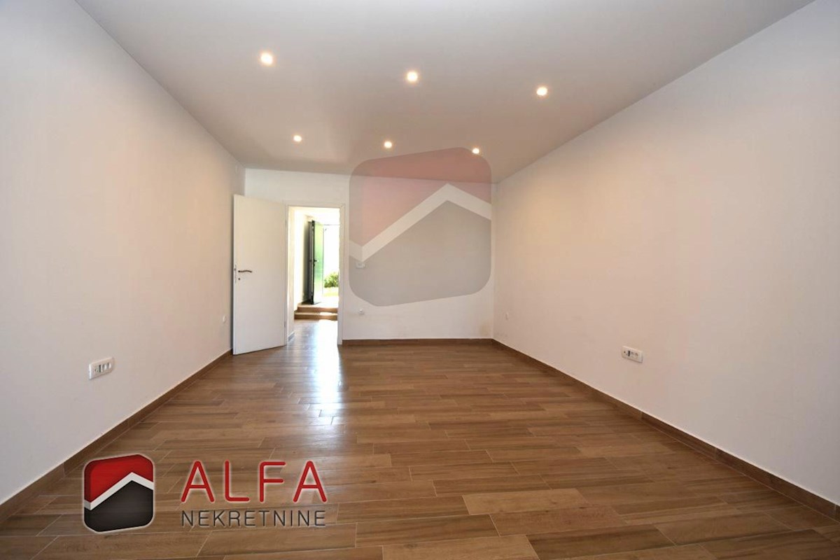 House For sale - ŠIBENSKO-KNINSKA TRIBUNJ