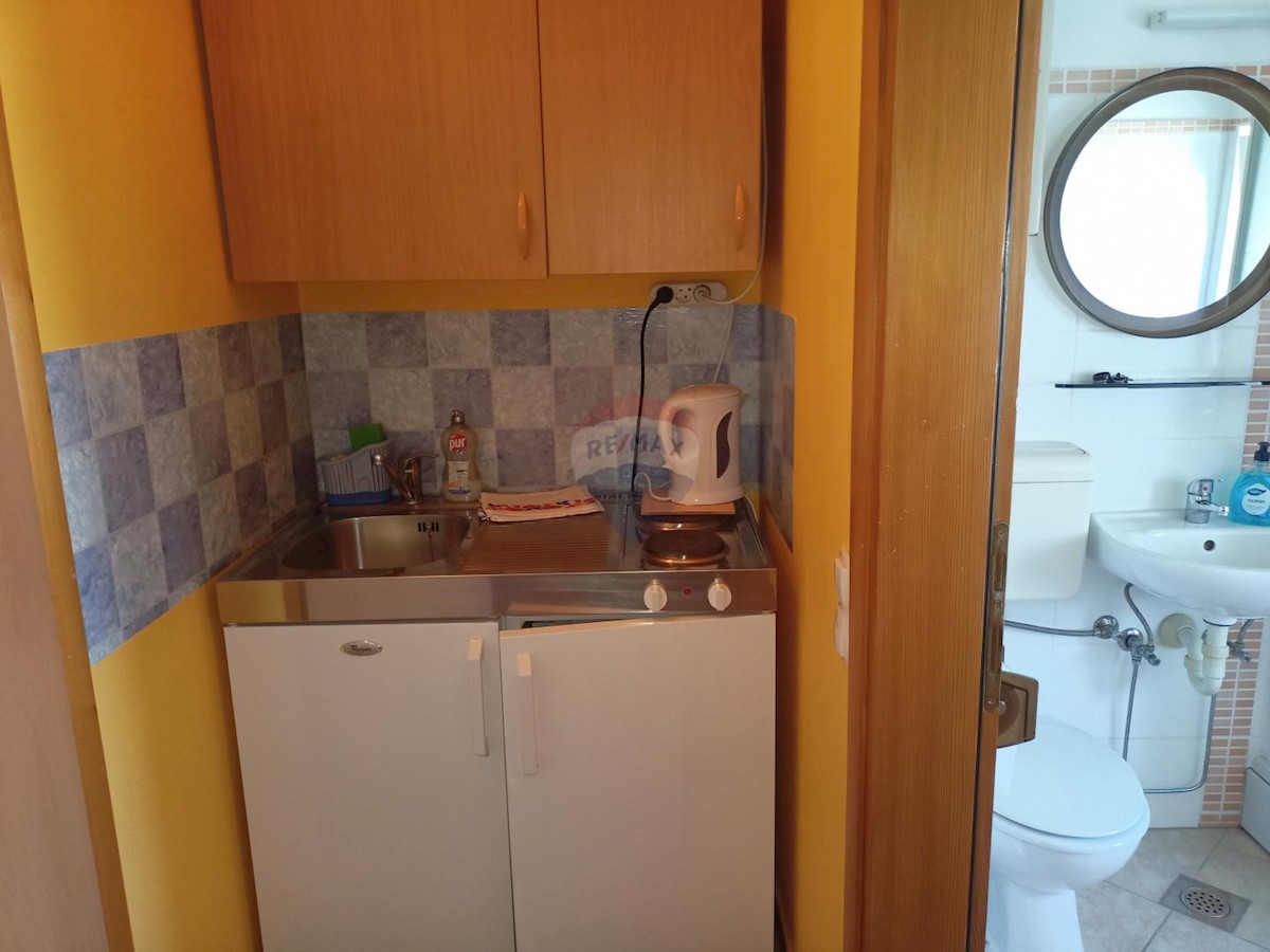 Kuća Na prodaju - PRIMORSKO-GORANSKA CRIKVENICA
