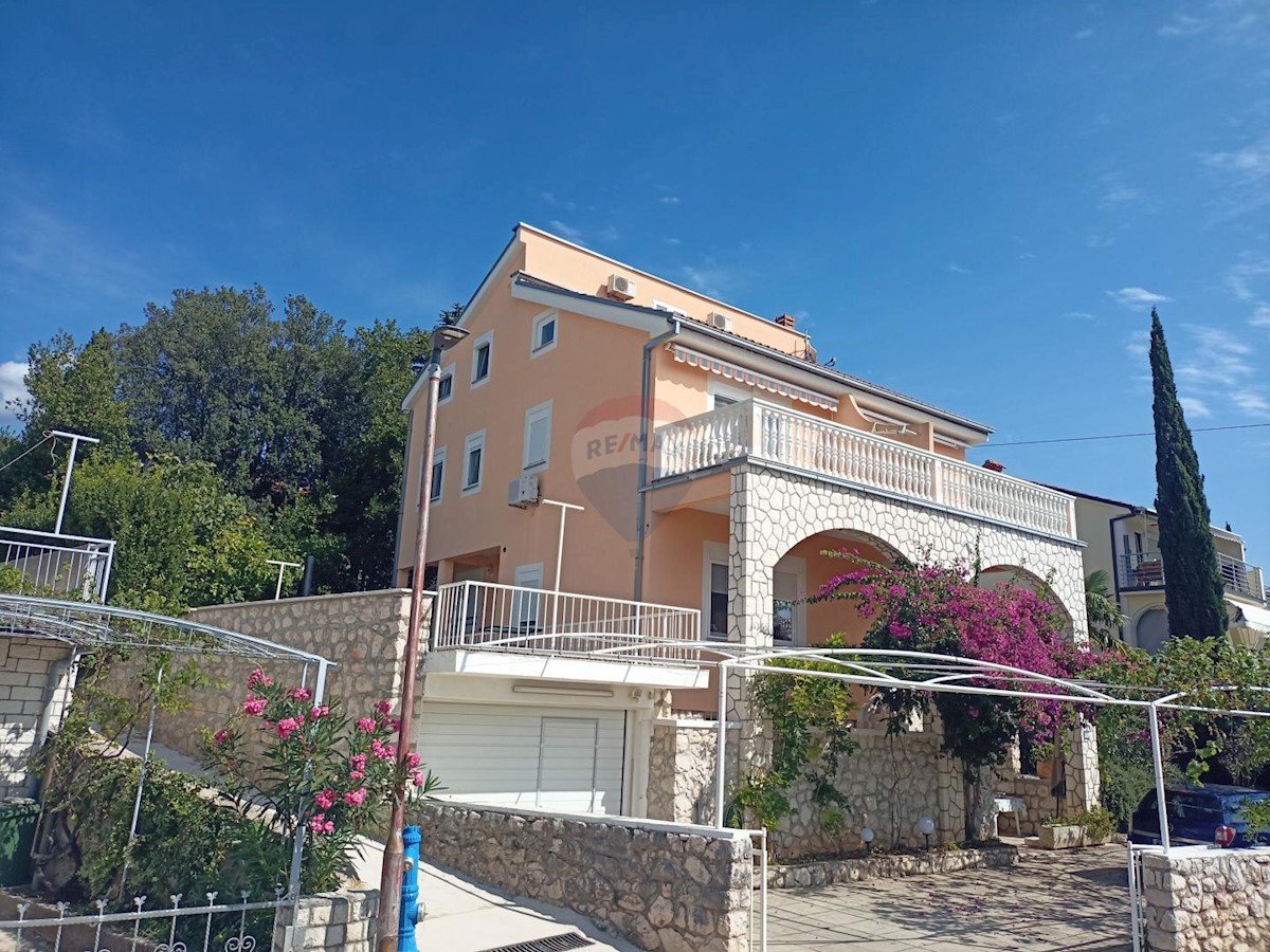 Kuća Na prodaju - PRIMORSKO-GORANSKA CRIKVENICA