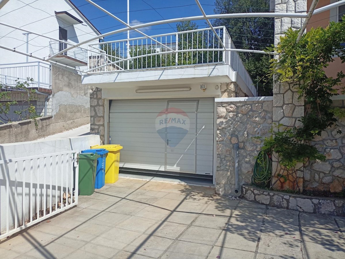Kuća Na prodaju - PRIMORSKO-GORANSKA CRIKVENICA