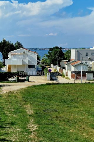 Land for sale 1400 m² – Privlaka