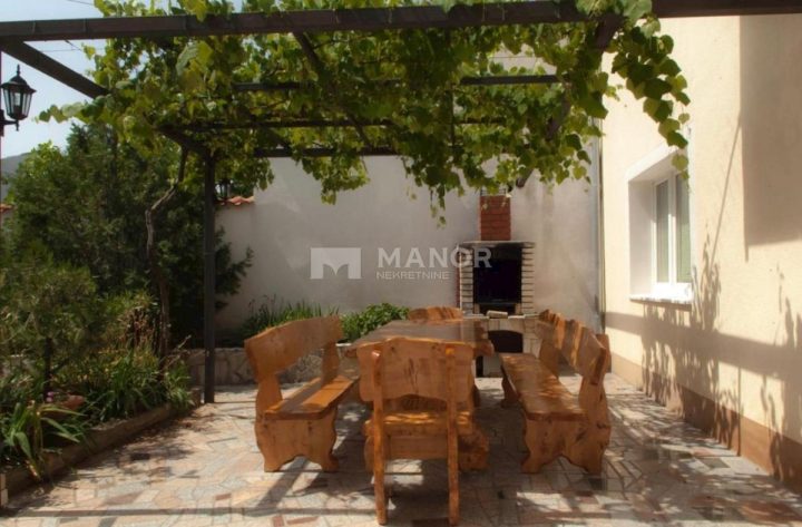 Kuća na prodaju 230 m² – Novi Vinodolski