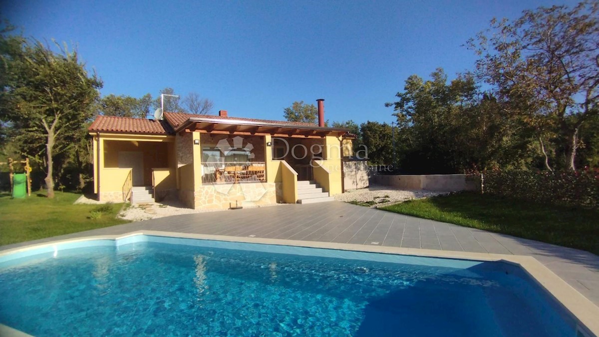 House For sale - ISTARSKA ŽMINJ