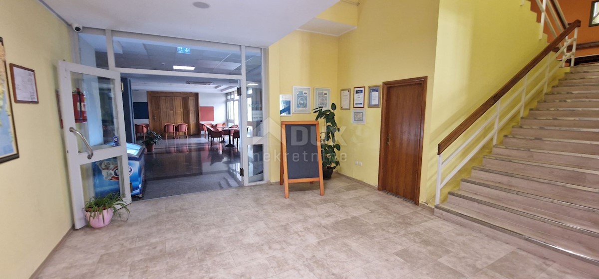 Business premises For sale - ISTARSKA OPRTALJ