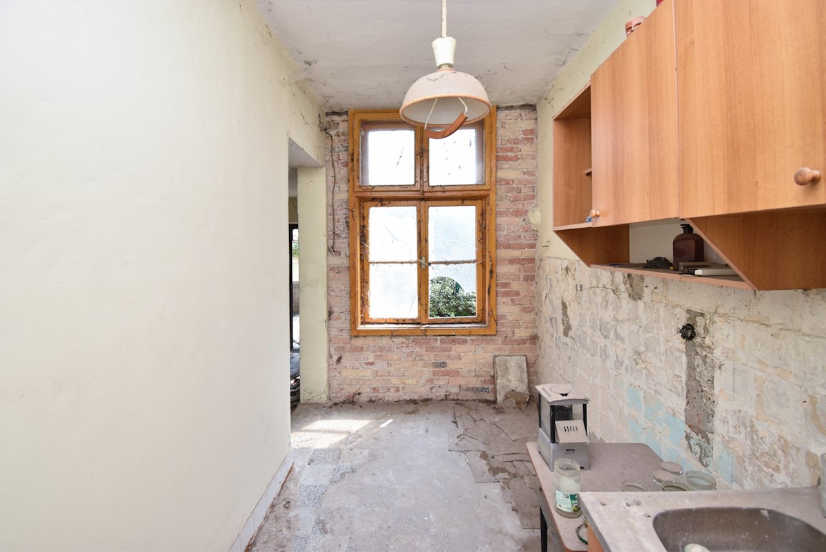 Apartment Zu verkaufen - ŠIBENSKO-KNINSKA KNIN