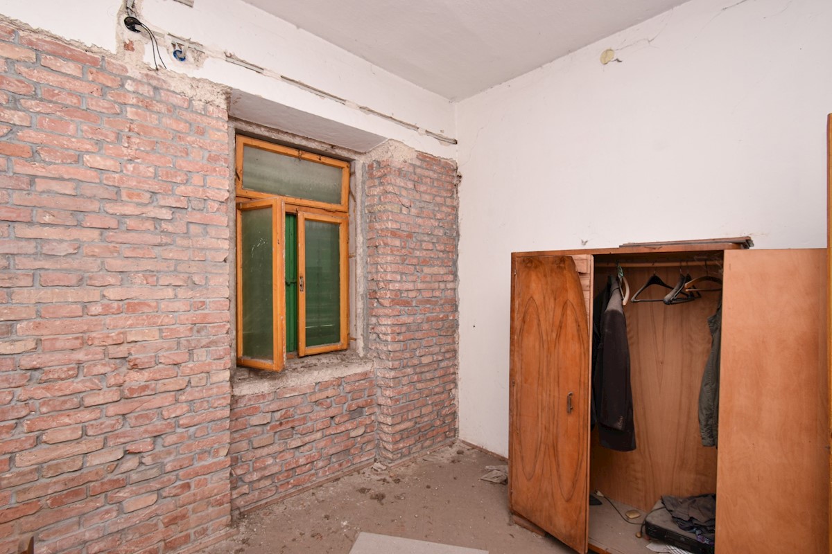 Apartment Zu verkaufen - ŠIBENSKO-KNINSKA KNIN