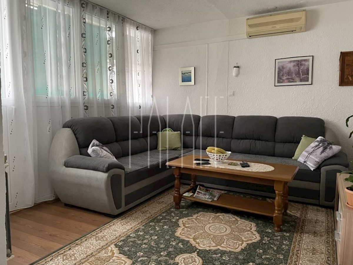 Apartma Na predaj - OSJEČKO-BARANJSKA OSIJEK