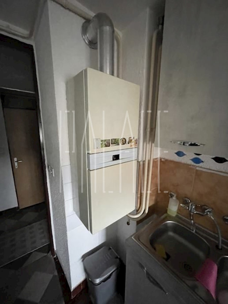 Apartma Na predaj - OSJEČKO-BARANJSKA OSIJEK