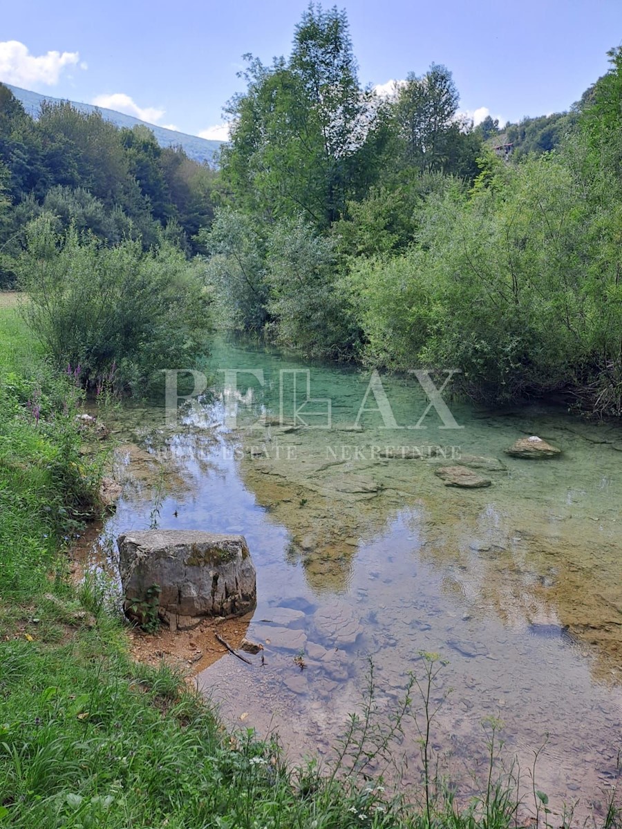 Land For sale - LIČKO-SENJSKA PLITVIČKA JEZERA