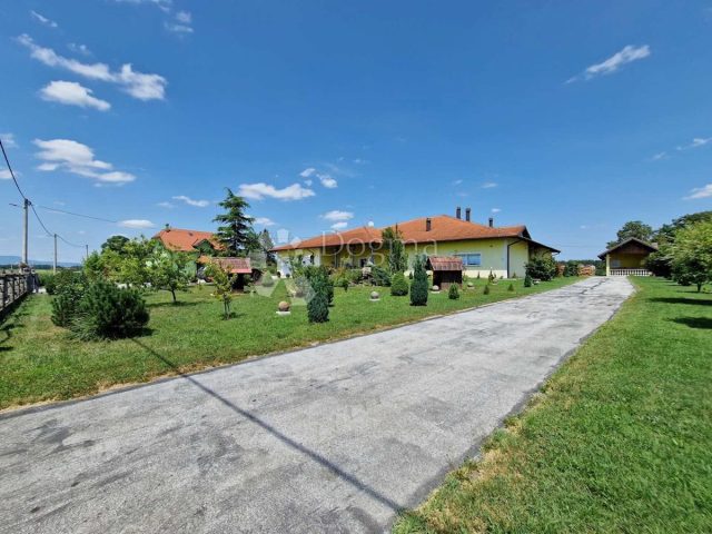Haus zu verkaufen 589 m² – Bratina