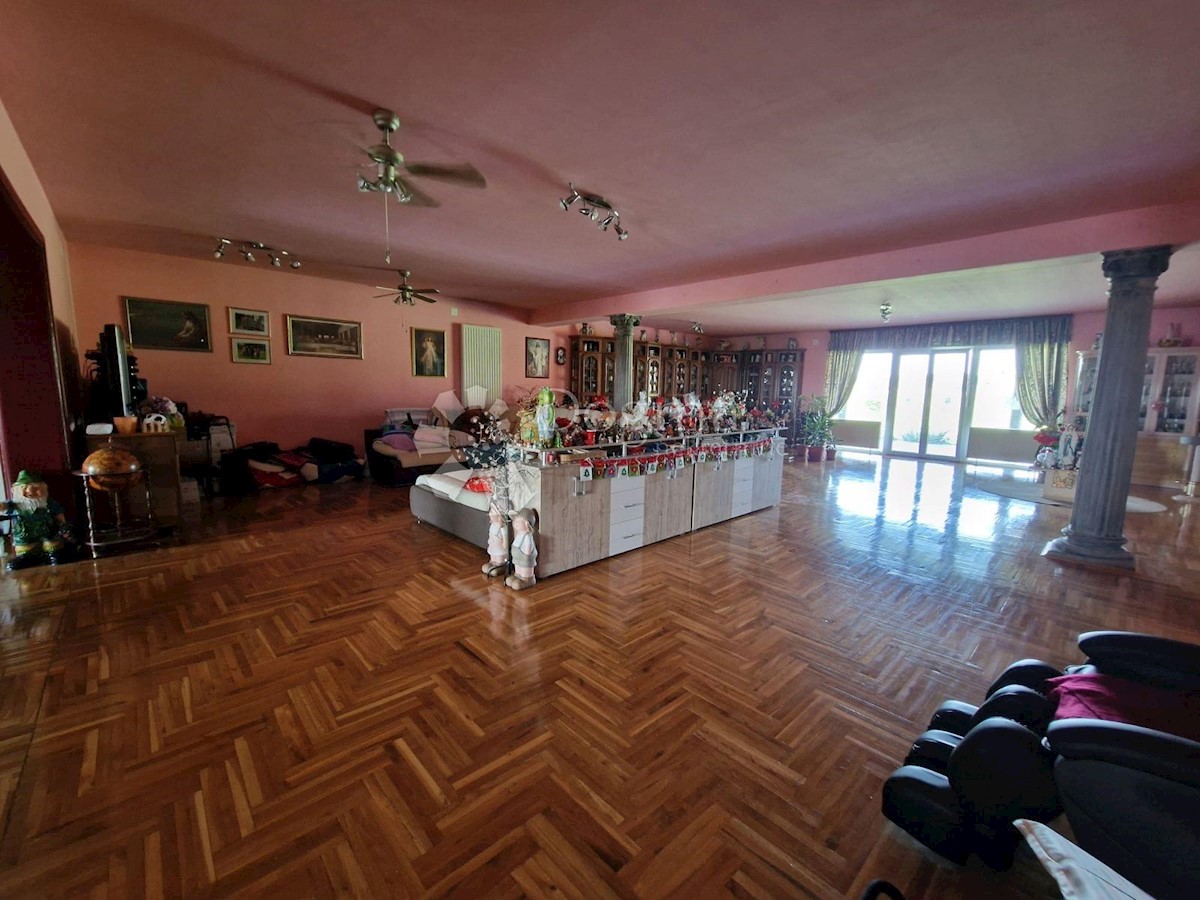 Dom Na predaj - ZAGREBAČKA PISAROVINA