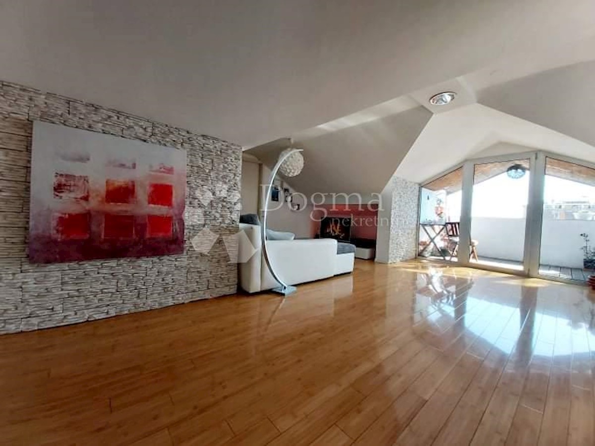 Appartement À louer - PRIMORSKO-GORANSKA RIJEKA