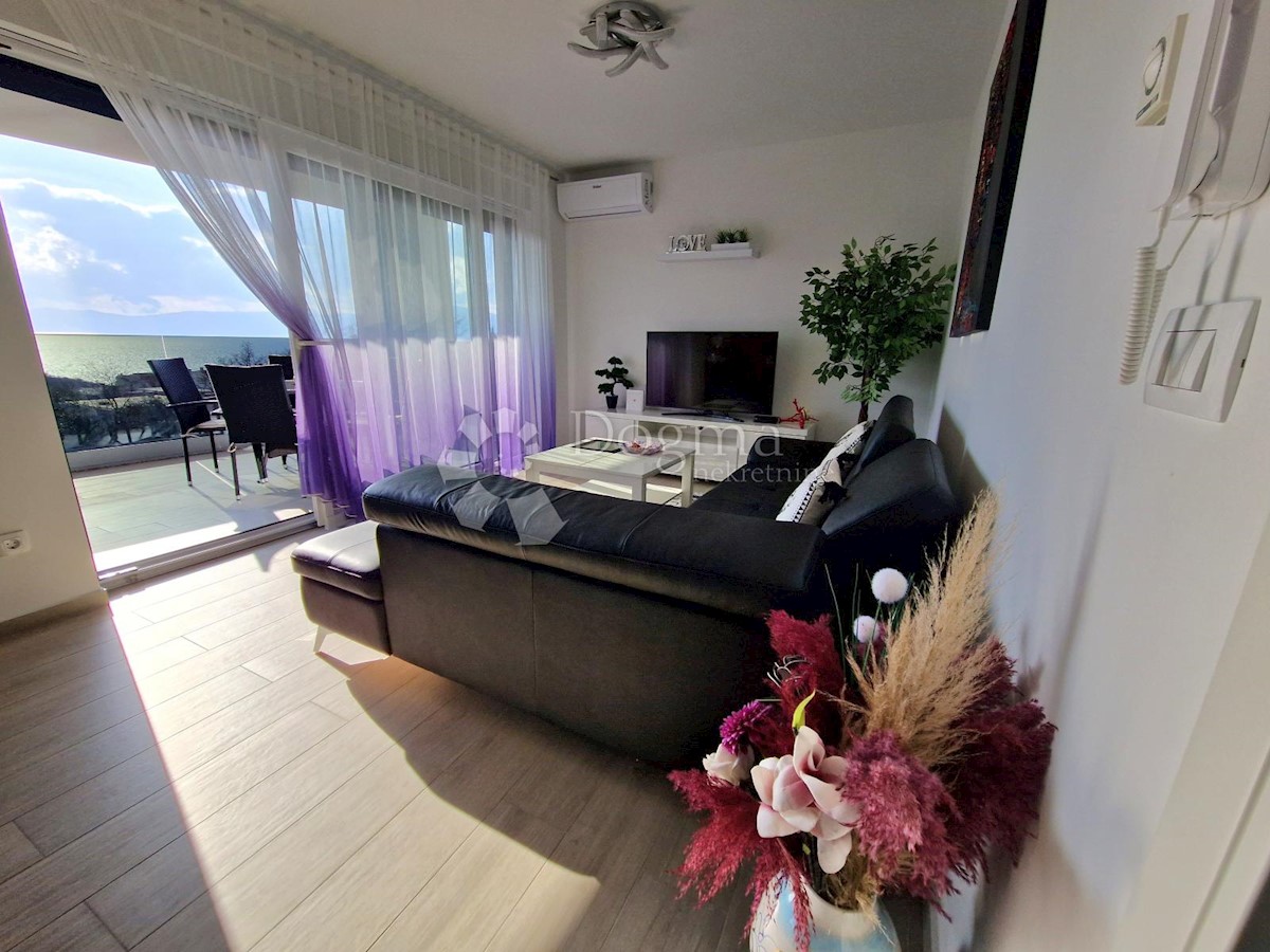 Flat For rent - PRIMORSKO-GORANSKA KOSTRENA