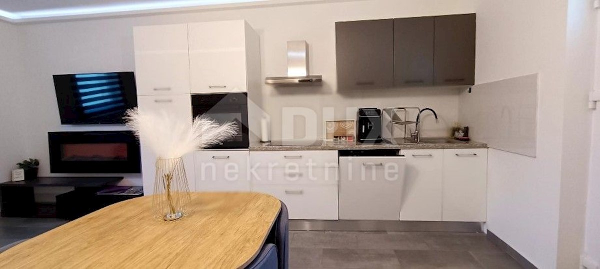 Flat For rent - PRIMORSKO-GORANSKA KOSTRENA