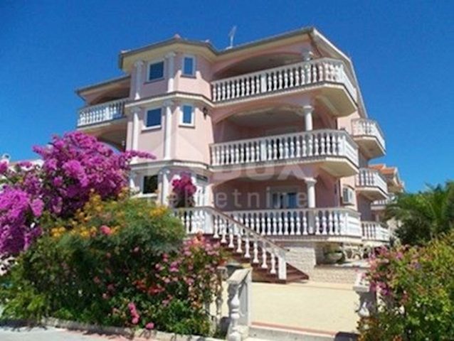 House For sale - Zadarska Vir - foto 2/12