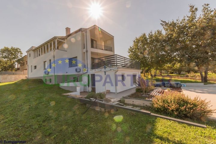 Kuća Na prodaju - Istarska Poreč - foto 5/108