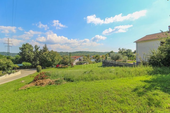 Pozemok na predaj 1504 m² – Motovun