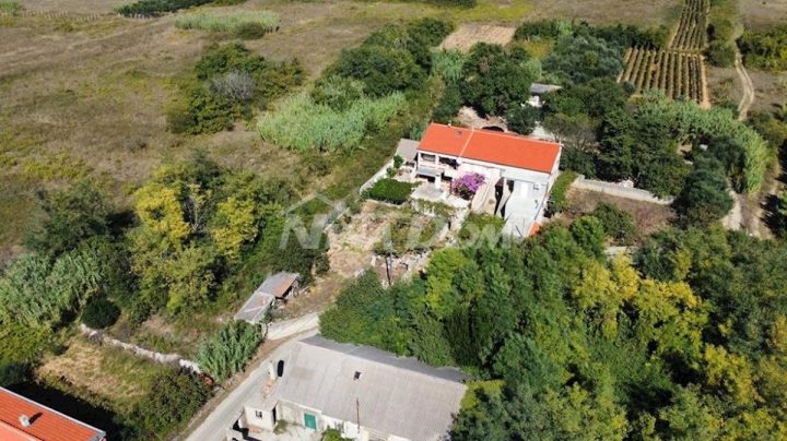 Kuća na prodaju 300 m² – Privlaka