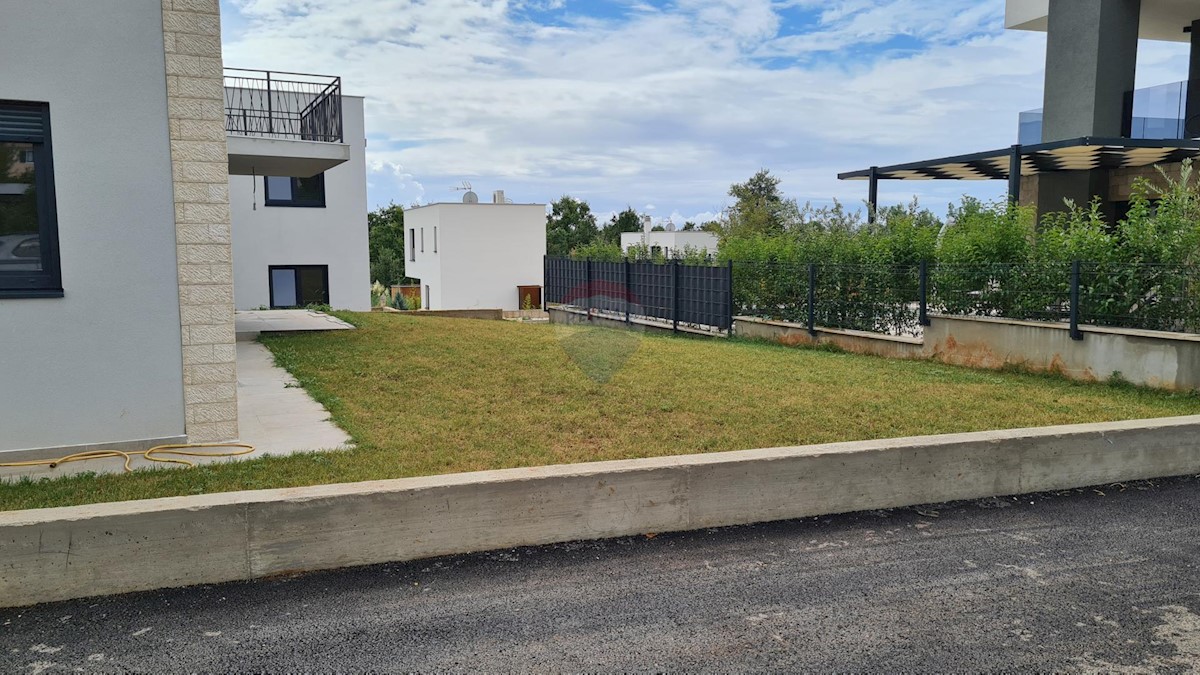 Apartma Na predaj - ISTARSKA POREČ