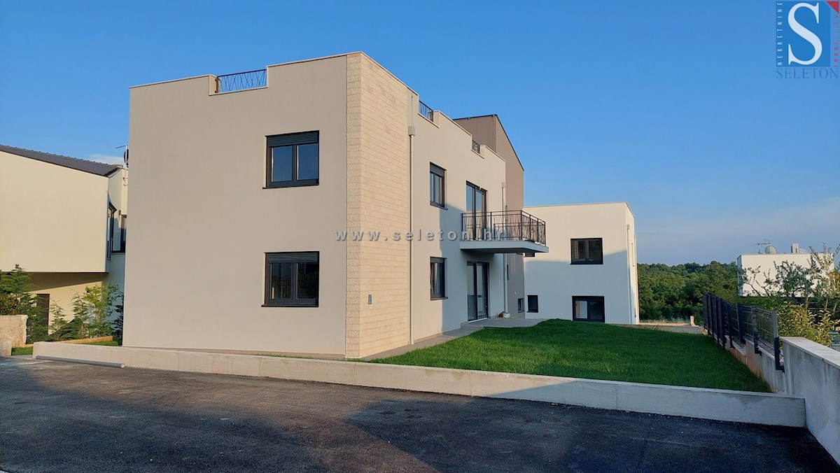 Apartmán Na prodej - ISTARSKA POREČ