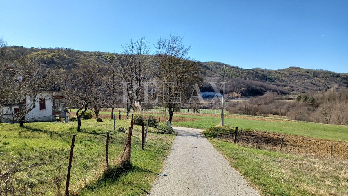 Pozemok Na predaj - ISTARSKA CEROVLJE