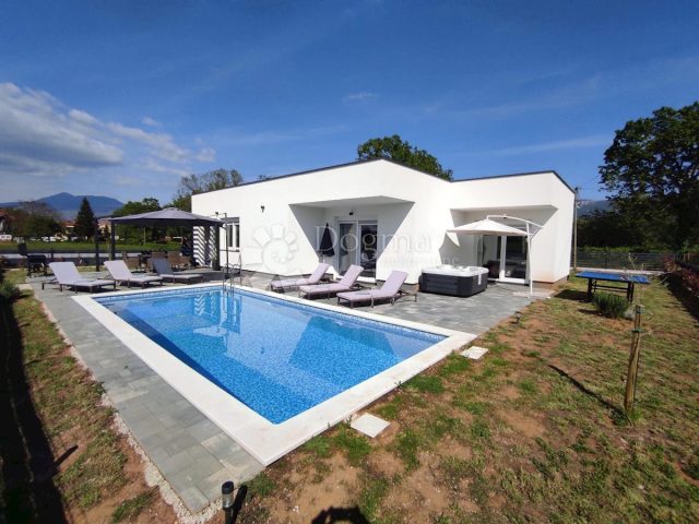 Casa da affittare 105 m² – Blaškovići