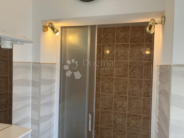 Appartamento In vendita - šibensko-kninska Vodice - foto 2/16