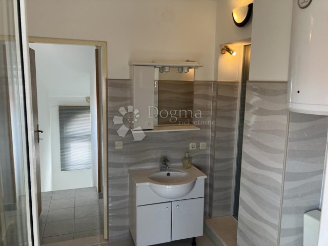 Appartamento In vendita - šibensko-kninska Vodice - foto 3/16