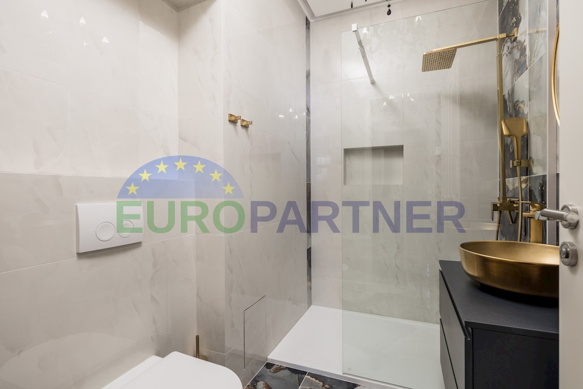Flat For sale - PRIMORSKO-GORANSKA LOVRAN