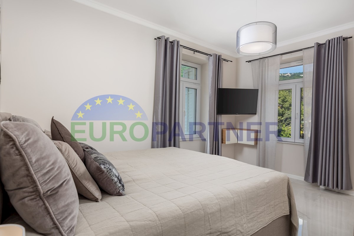 Flat For sale - PRIMORSKO-GORANSKA LOVRAN