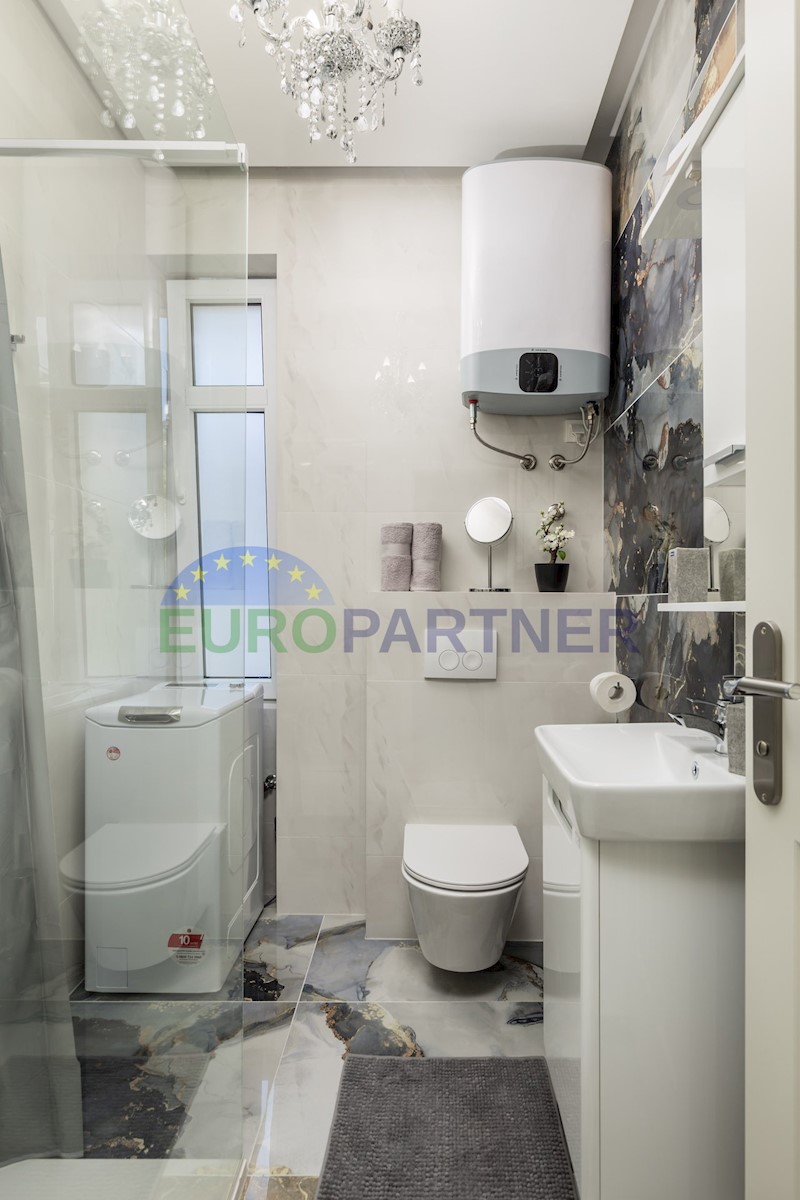 Flat For sale - PRIMORSKO-GORANSKA LOVRAN