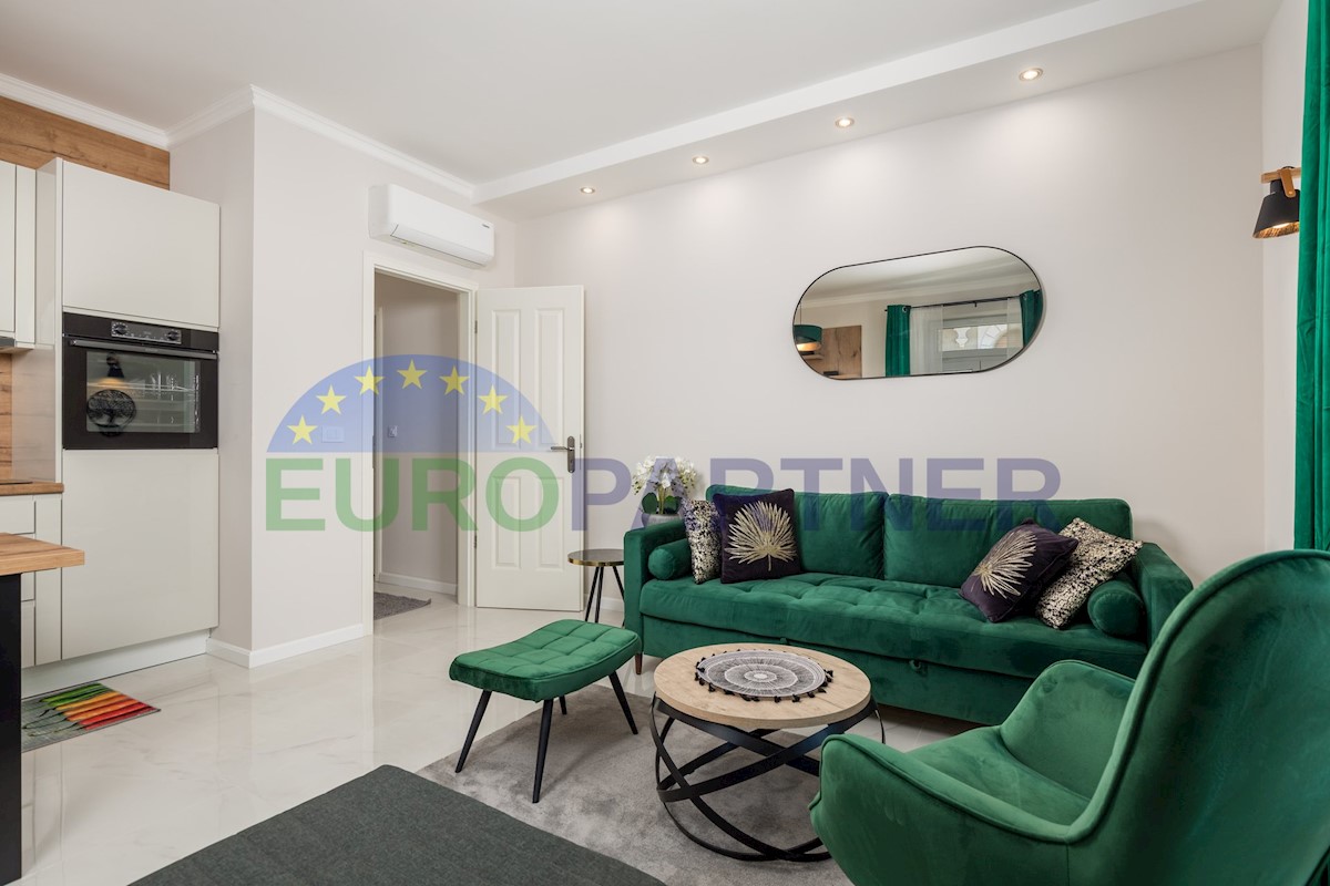 Flat For sale - PRIMORSKO-GORANSKA LOVRAN