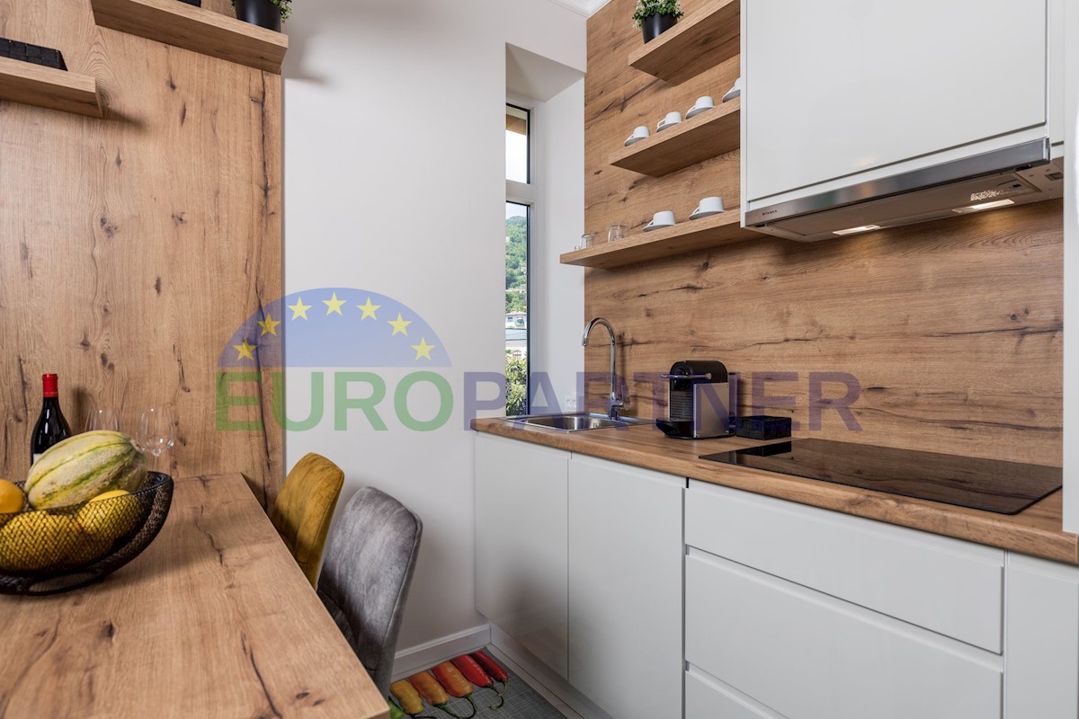Flat For sale - PRIMORSKO-GORANSKA LOVRAN