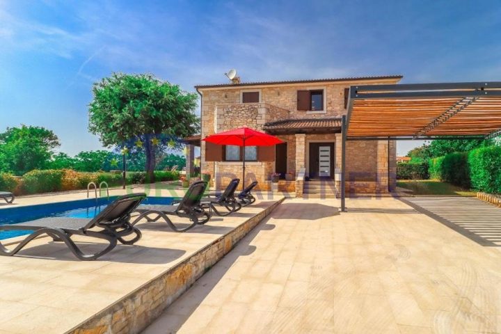 Casa in vendita 142 m² – Poreč