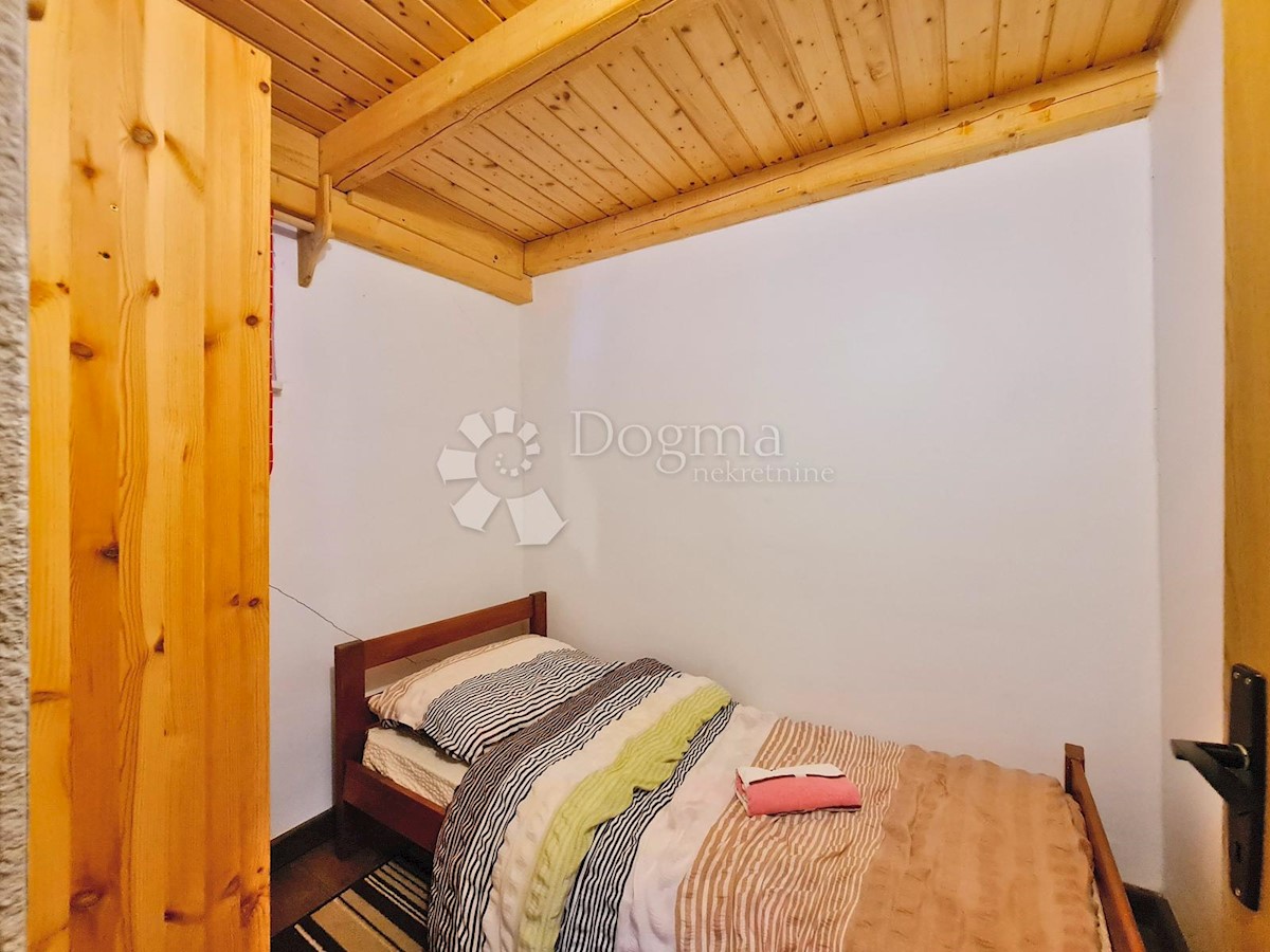 Dom Na predaj - ZAGREBAČKA KLOŠTAR IVANIĆ