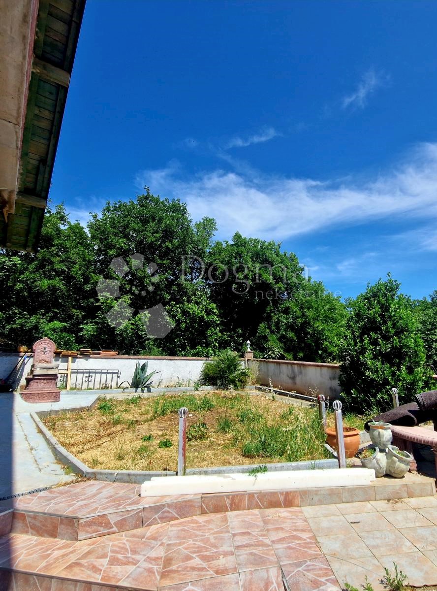 Dom Na predaj - PRIMORSKO-GORANSKA Crikvenica