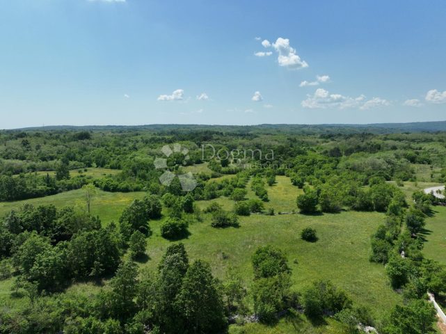 Grundstück zu verkaufen 8180 m² – Nedešćina